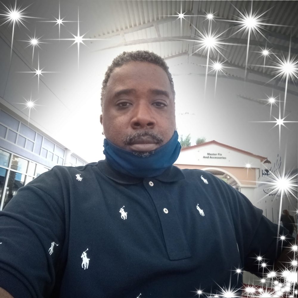 Meet your Posher, Karl